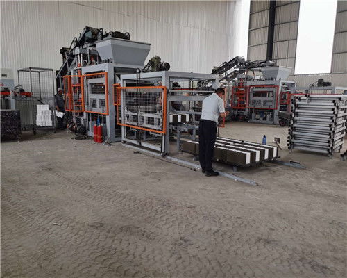 海南路牙石砖机沂南县桂河机械厂卓越服务 人工装卸服务